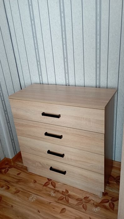 Продаётся комод для спальни.