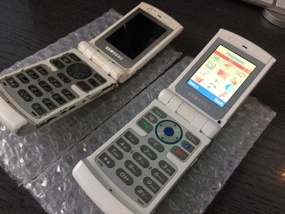 2 X Telefon de colectie Samsung SGH-Z510 functionale.Cititi anuntul!