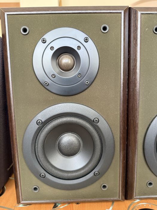 Technics SB-HD70 Тонколони