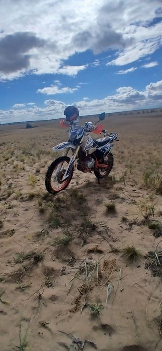 Продам эндуро бамх х2 300куб