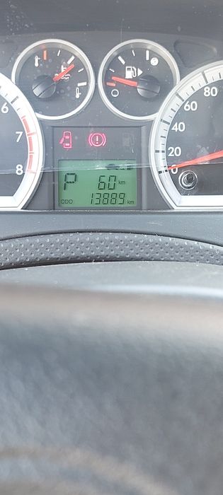 Nexia 3moshina yangi