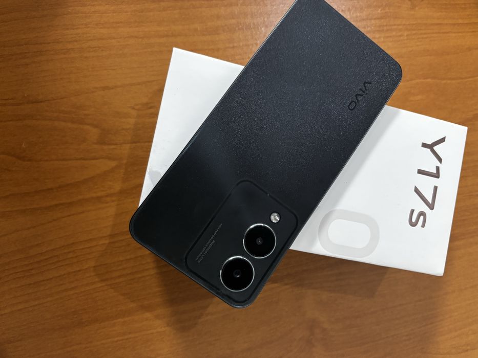 Продам 2 телефона