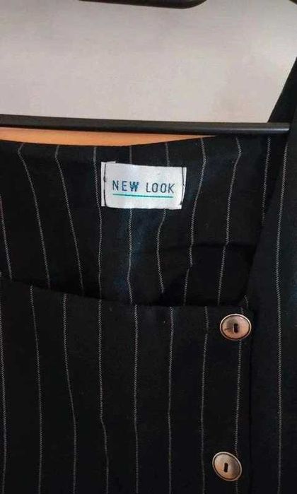 Rochie lungă cu nasturi – New Look