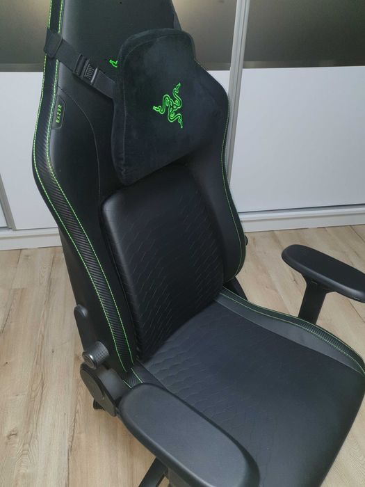 Scaun RAZER iskur V2
