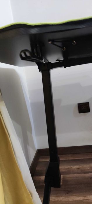 Ultradesk, геймърско бюро като ново със аксесоари