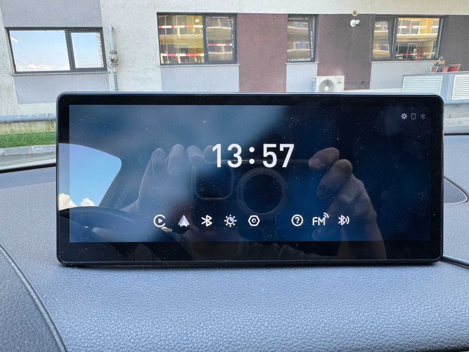 Display Auto Wireless Apple CarPlay 8.9" Full HD 1920×720 – Bluetooth, FM, AUX