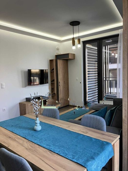 Дава се под наем Двустаен апартамент в София, Бъкстон - 67 кв.м за 750 € - Снимка #1