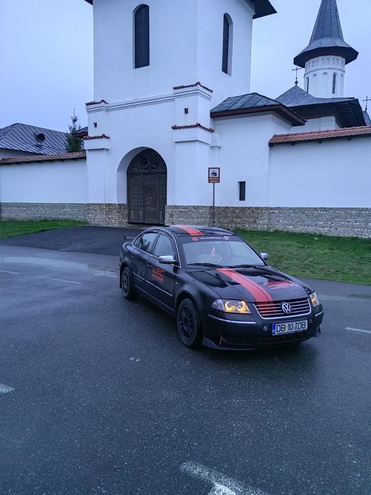 Vând Volkswagen passat b5.5 an 2001 în stare bună