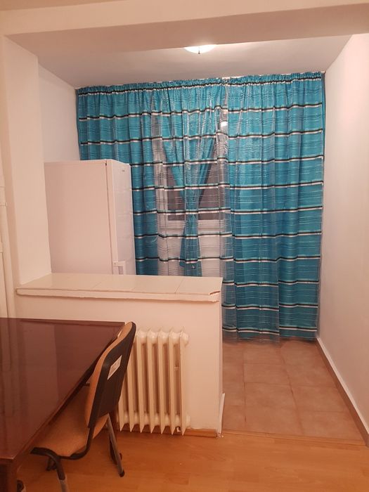 Garsonieră de închiriat – Str. Amaradia