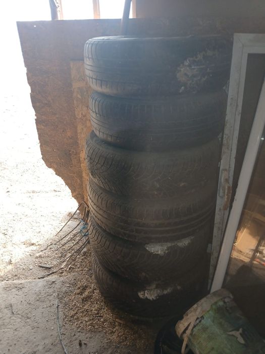 Vând căruță  buna