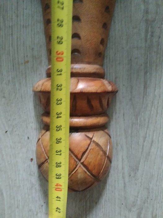 дървена конзола за стена