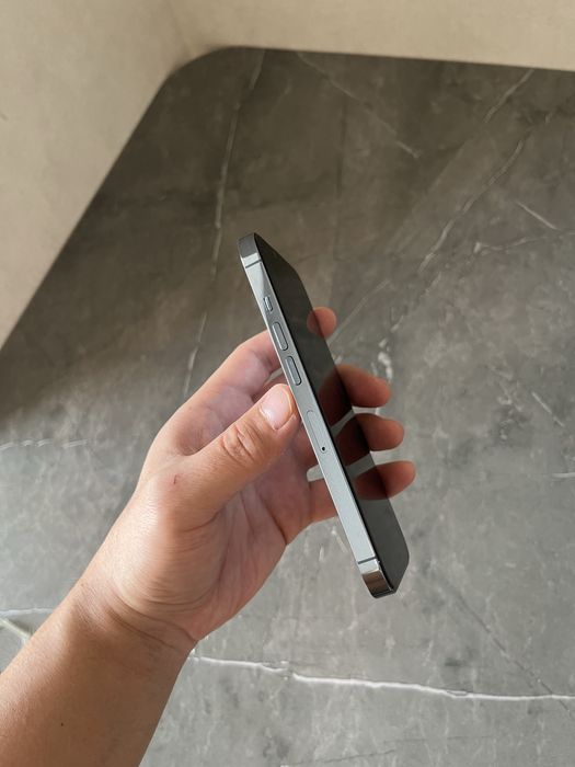 Айфон 13 про  срочно