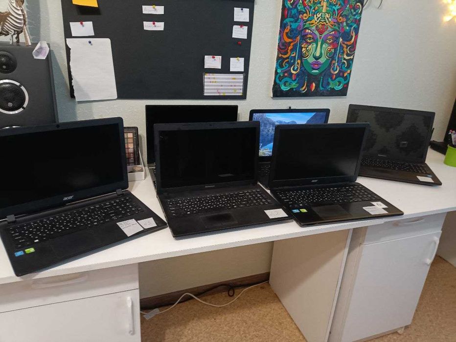 Продам ноутбуки — 6 штук