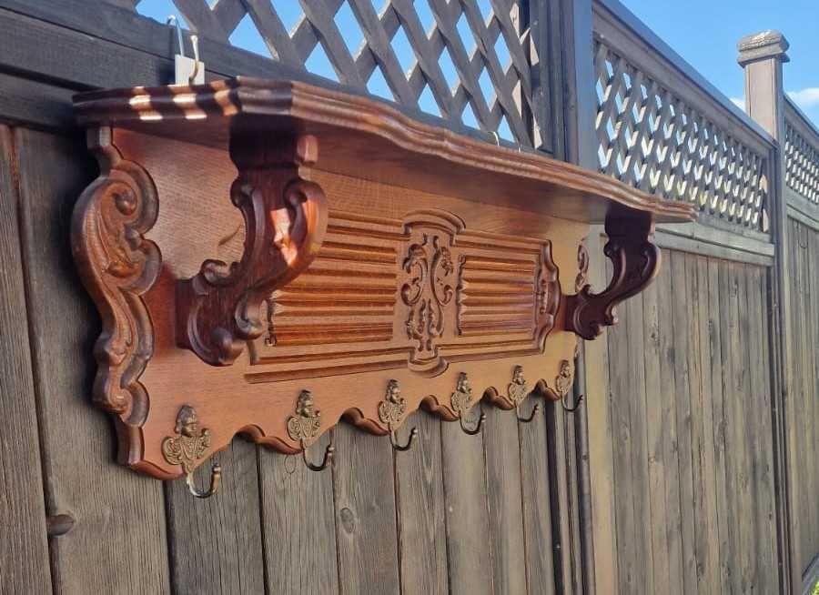 Cuier de perete din lemn