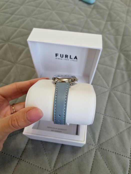 Часовник на #Furla