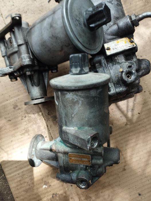 ГУР насос на mercedes