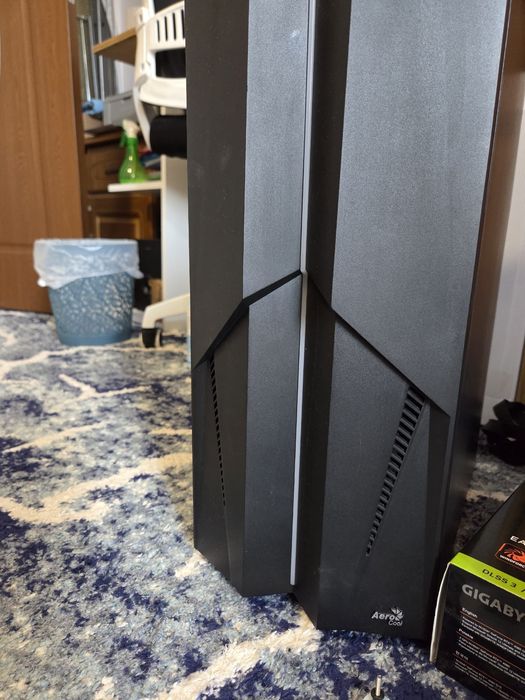 Carcasa PC Aero Cool