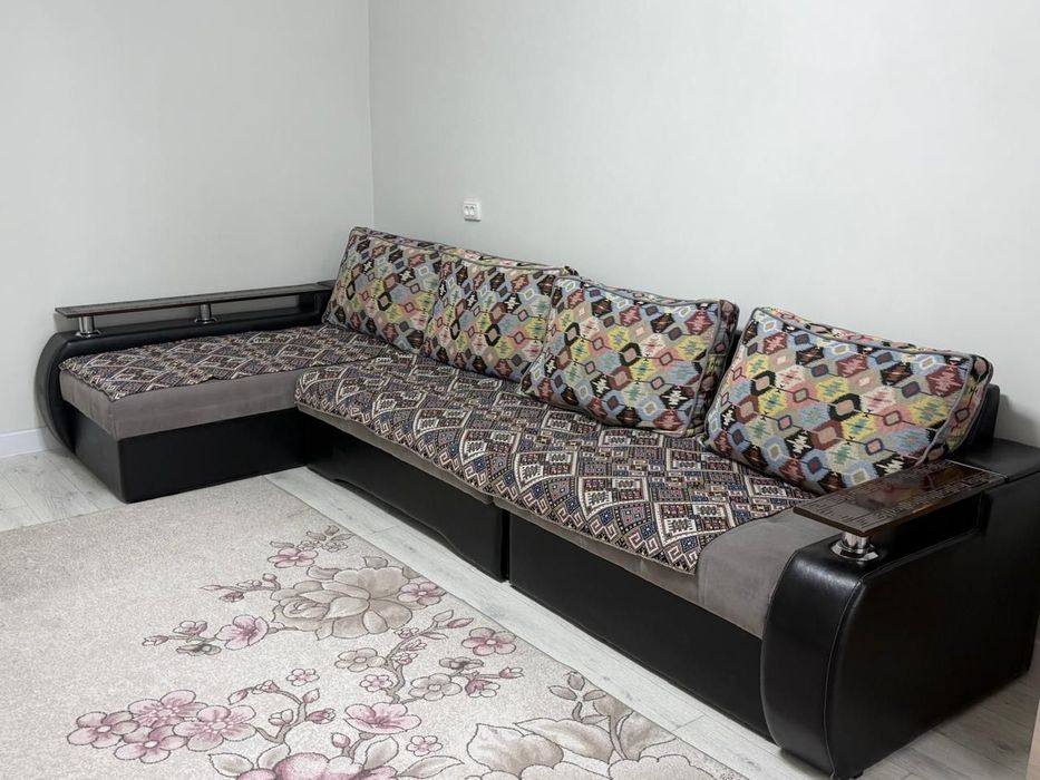 Продам диван складной большой