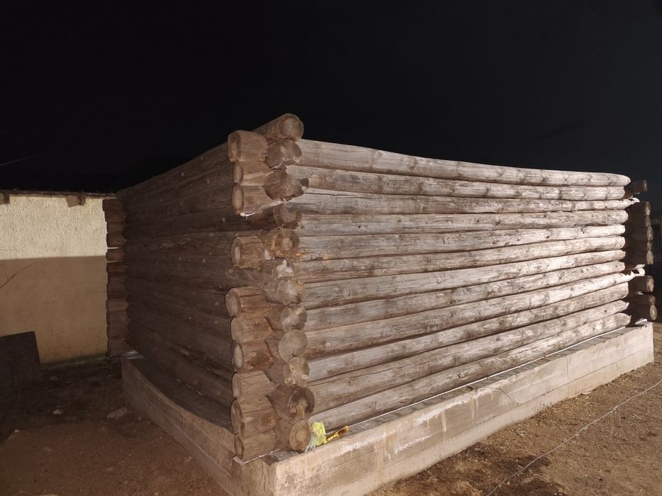 Продам баню из сруба.