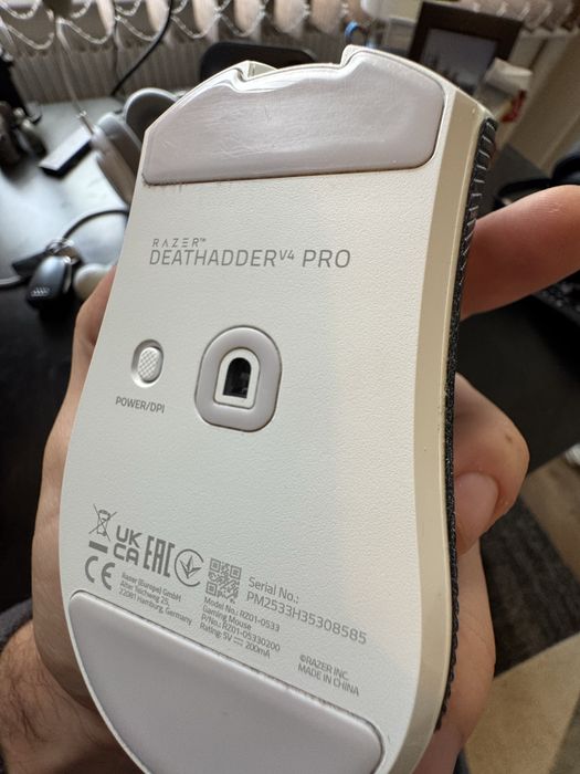 Мишка Razed Deathadder V4 pro бяла