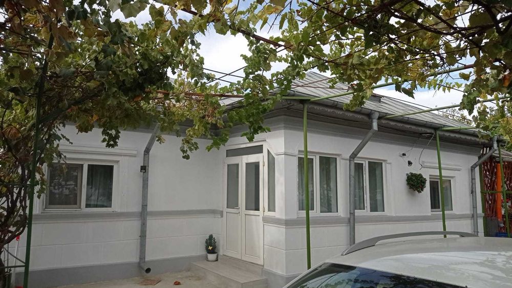 Casă de închiriat!