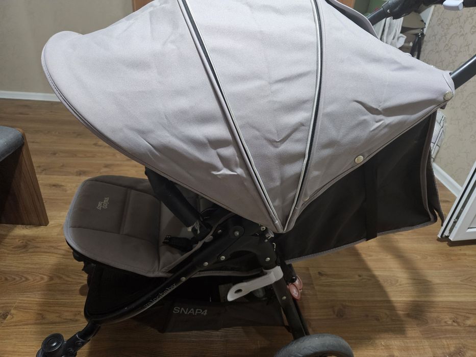 Продам коляска Valco baby snap 4