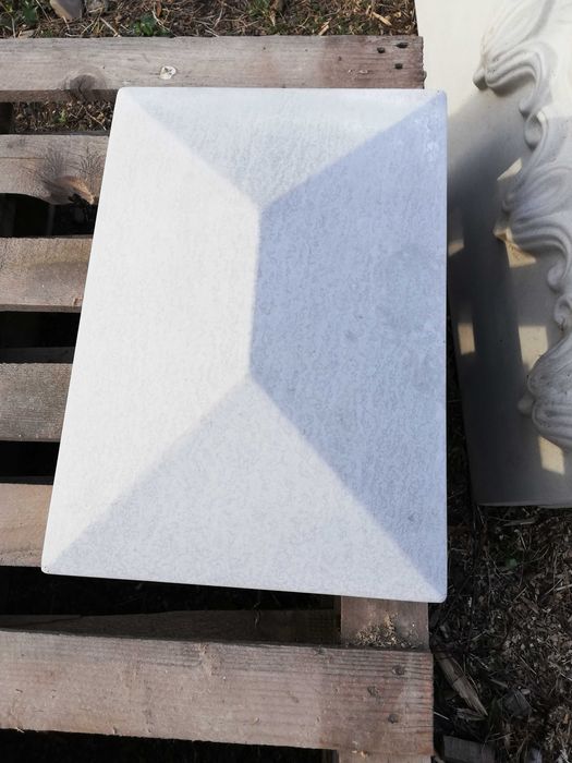 Capace, coame(pălării) stâlp gard