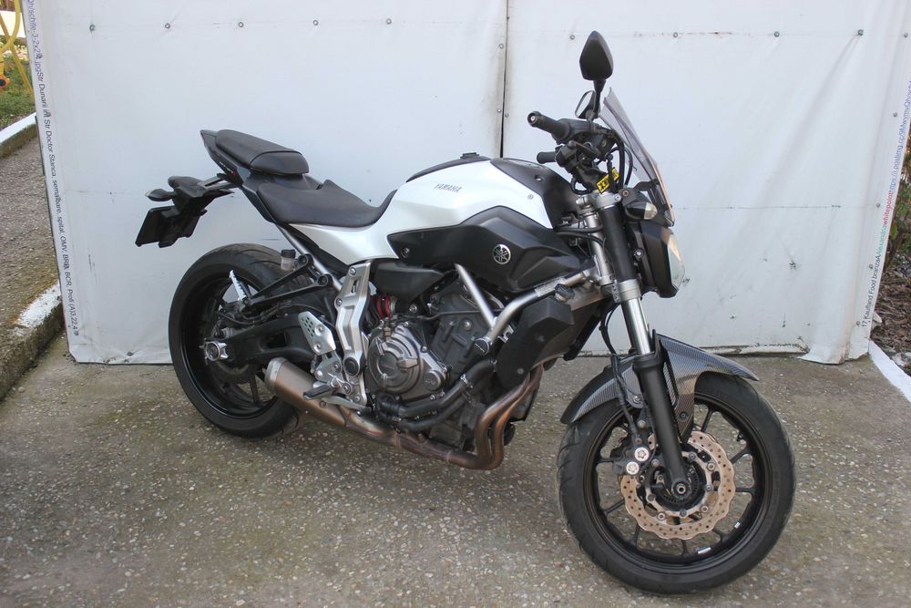 Motocicleta Naked Yamaha MT-07 2015 ABS - Inscris RO
