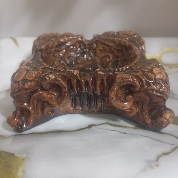 Продаются пепельницы ручная работа