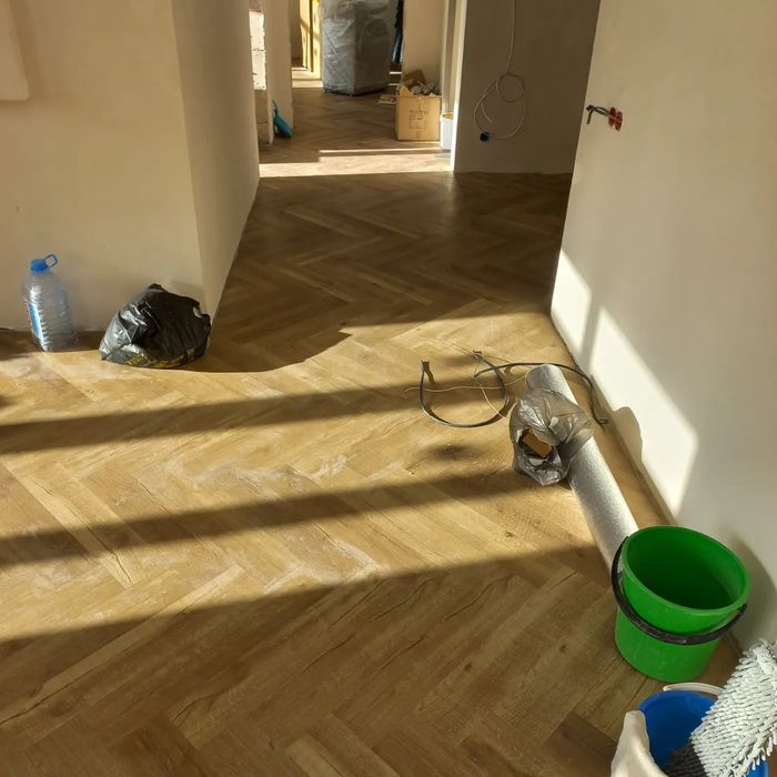 Укладка ламината,кварцвинила,террасной доски,паркета