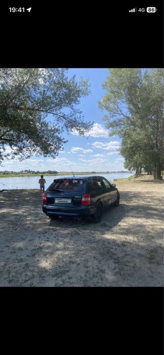 Продам машину Mazda 323 F