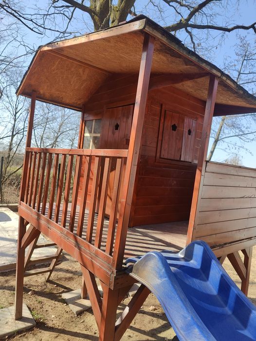 Căsuță pentru copii de gradina din lemn