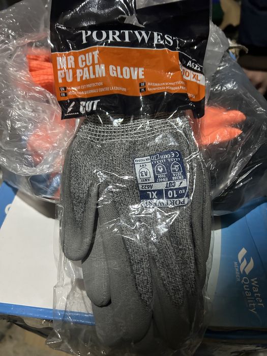 Перчатки отличного качества