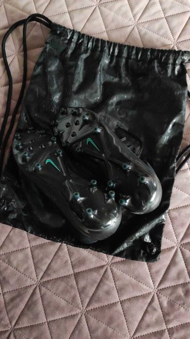 Ghete de fotbal Nike Phantom Luna 2 Elite Ag- Pro Noi