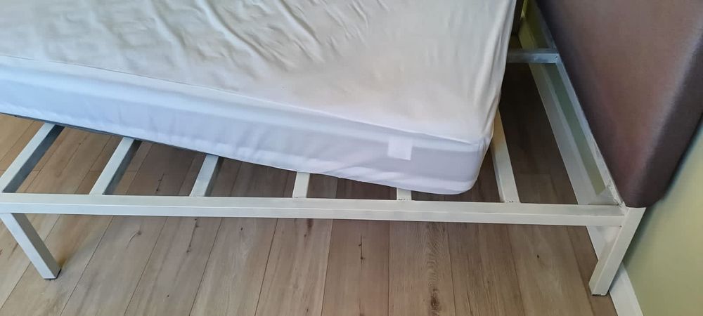 Продам металлическую кровать