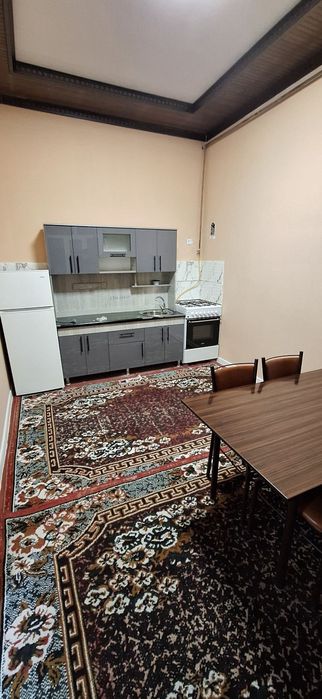 Аренда квартира.  Уй ховлили ижарага берилади. Янги қурилган. 4 хона.