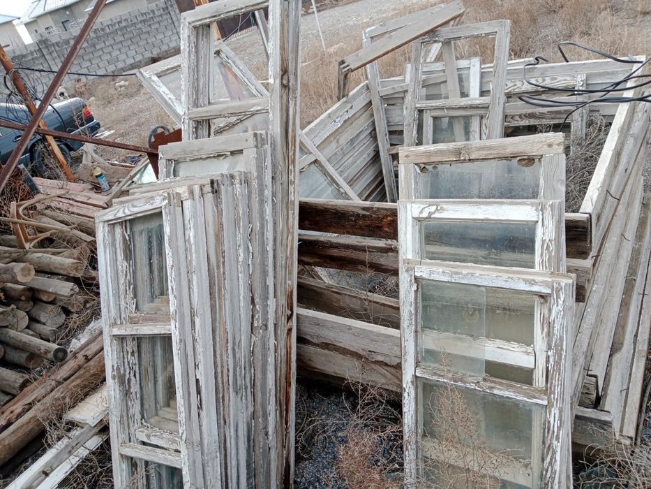Продаются окна и двери деревянные