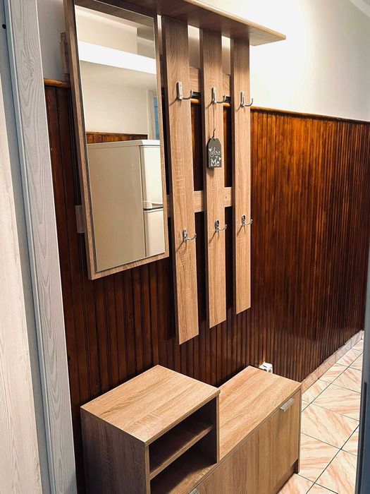 Închiriez apartament 2 camere