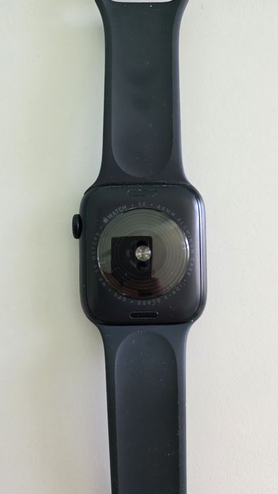 Apple Watch SE (2nd Gen) 44mm