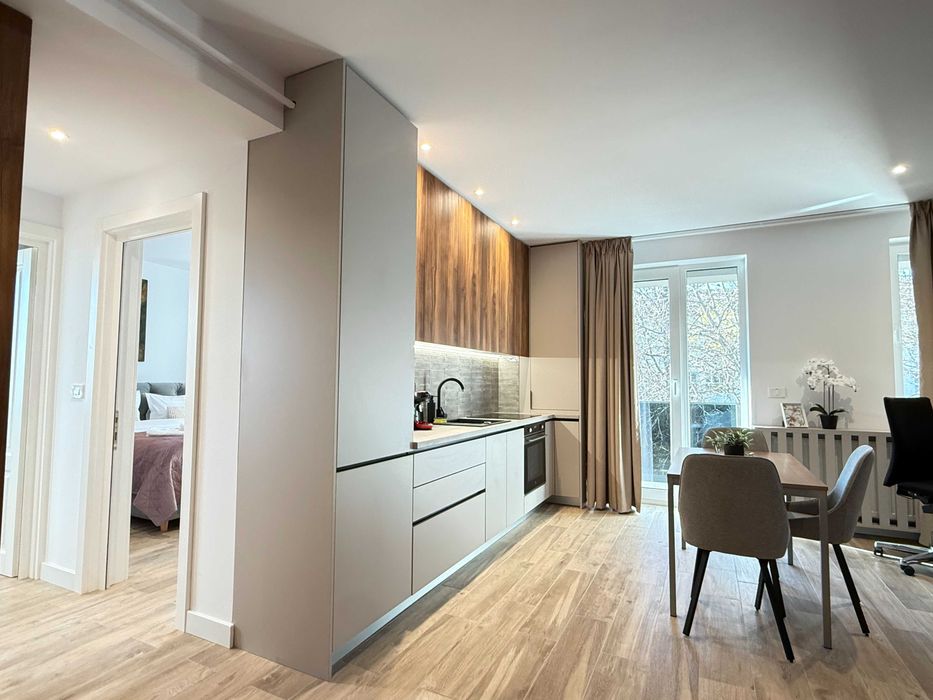 CAZARE BRASOV - Apartamente 1-4 camere - REGIM HOTELIER DE LUX