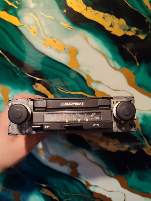 Vând radio casetofon blaupunkt