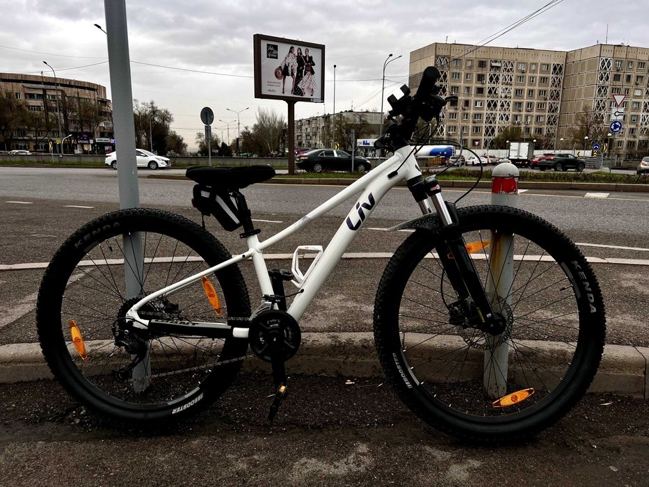 Велосипед Giant Liv Tempt 27.5
