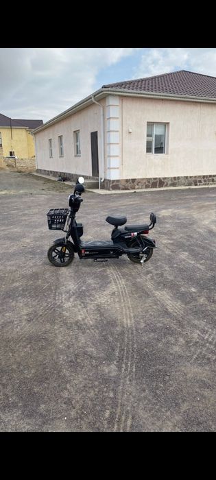 Электронный гироскутер.