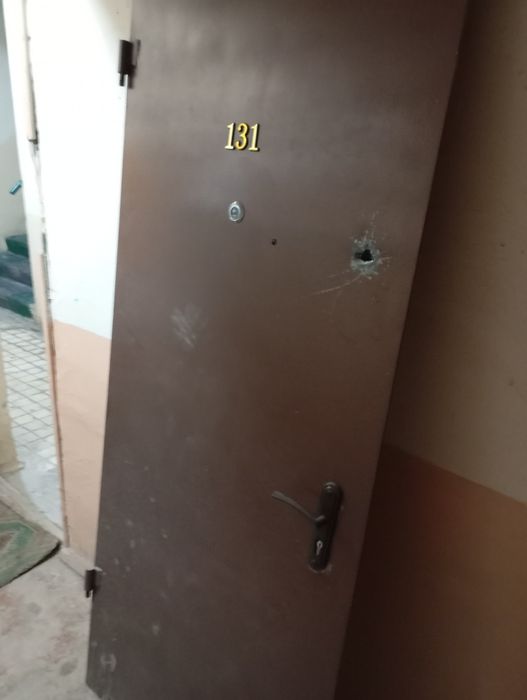 Продам железную дверь