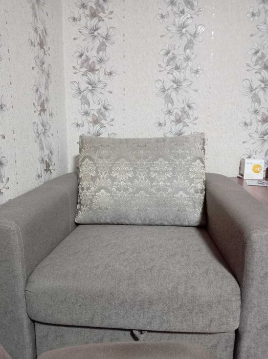 Кресло-кровать в отличном состоянии б\у