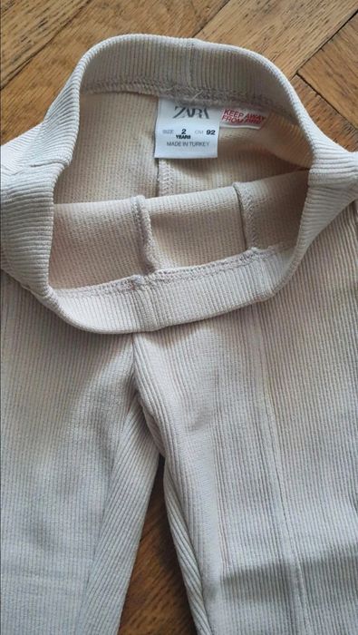 Pantaloni copii zara