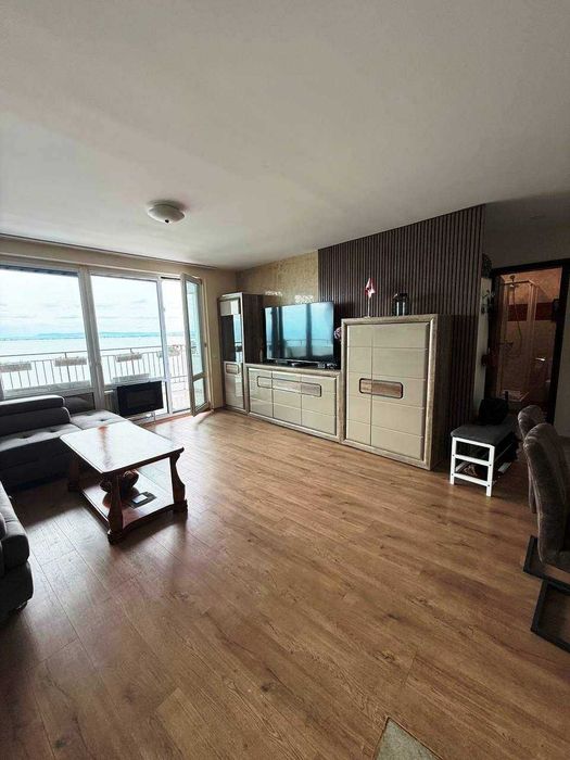 Продава се Тристаен апартамент в к.к. Елените - 112 кв.м за 1456 €/кв.м - Снимка #2