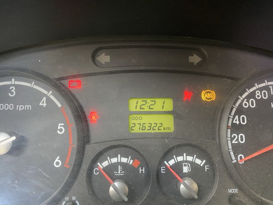 Киа бонго сотилади