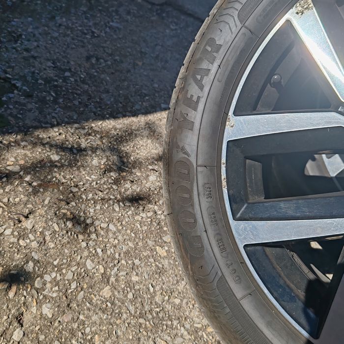 215 55 17 Летни гуми Goodyear Efficient Grip Performance