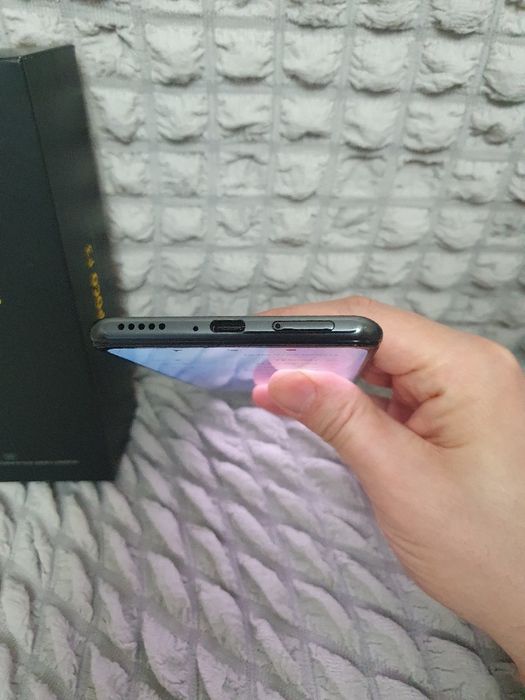 Srochna sotiladi Xiaomi Poco F3 5G  12/128Gb Black Flagman Igravoy